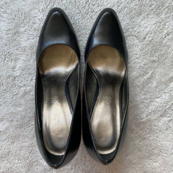 Aldo Genuine Leather Classic Black Stilettos- Euro38 = 7-7.5US fit - Picture 9 of 16
